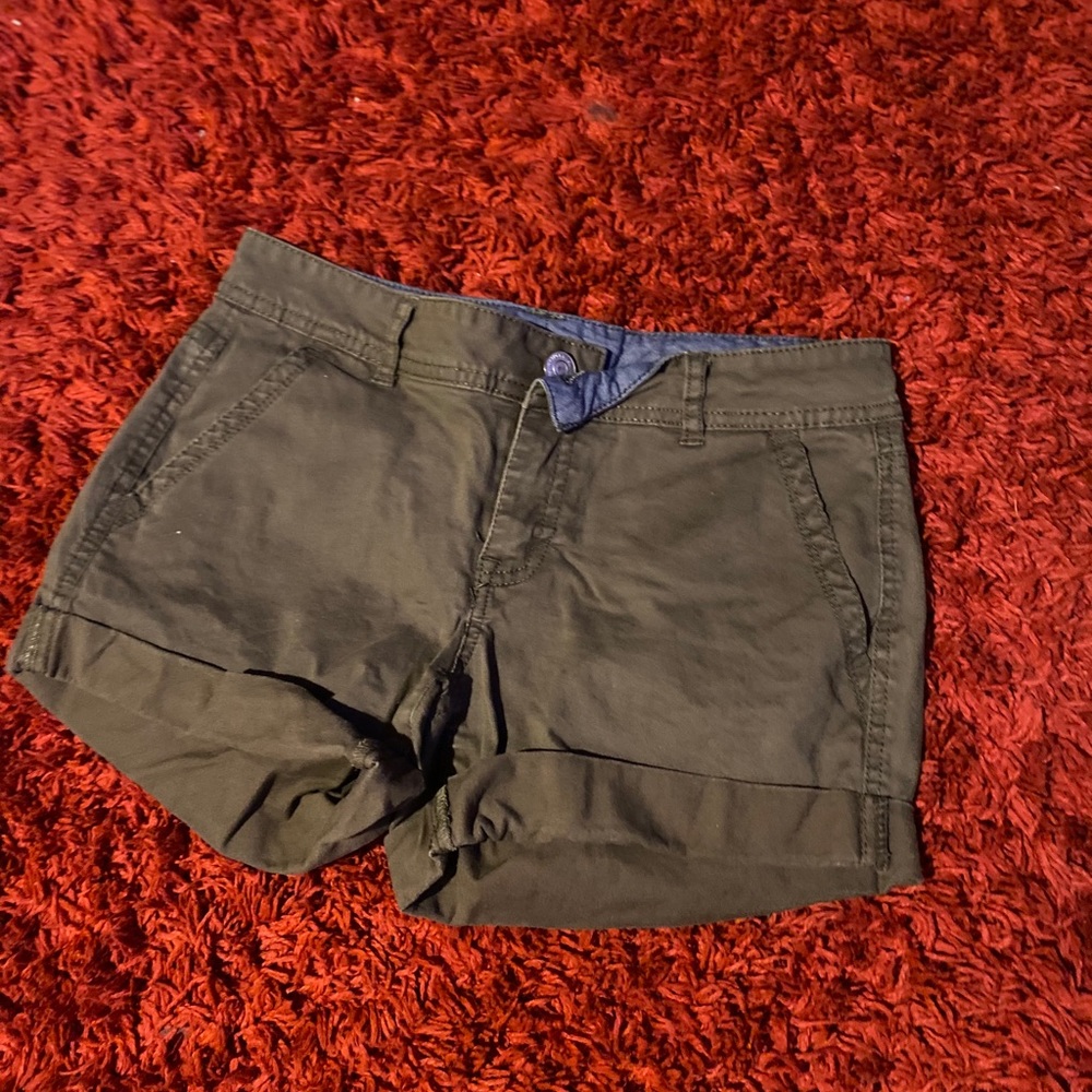 Green Khaki Shorts Sz2